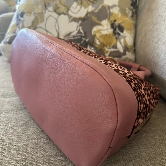 Vince Camuto Kime Tea Rose Leopard Print Handbag Calf Hair - Picture 8 of 16